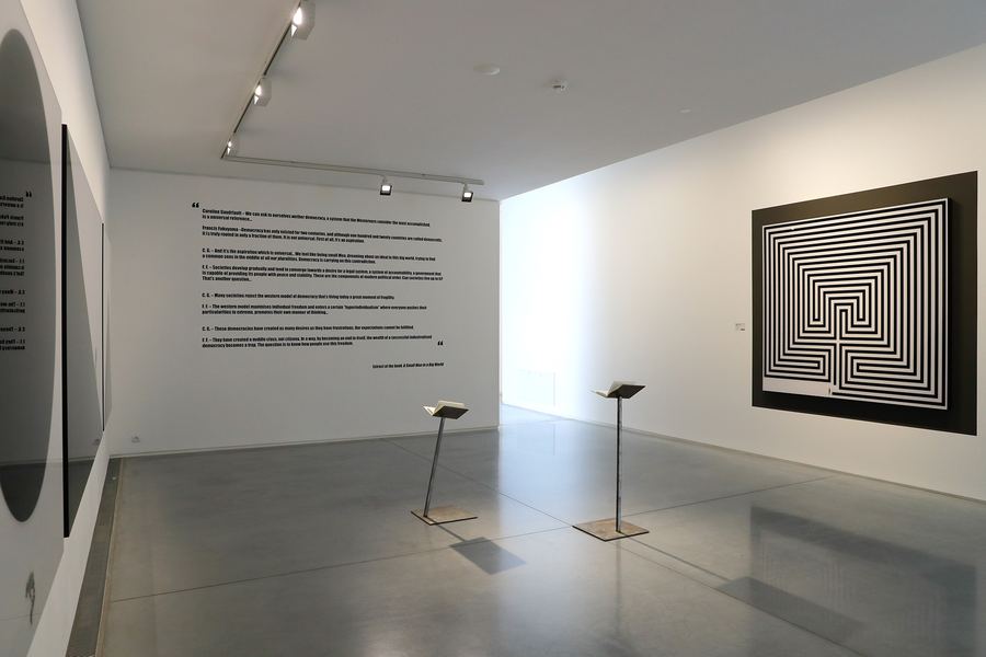 DANUBIANA MEULENSTEEN Art Museum - BRATISLAVA — « DEMOCRATIA »
