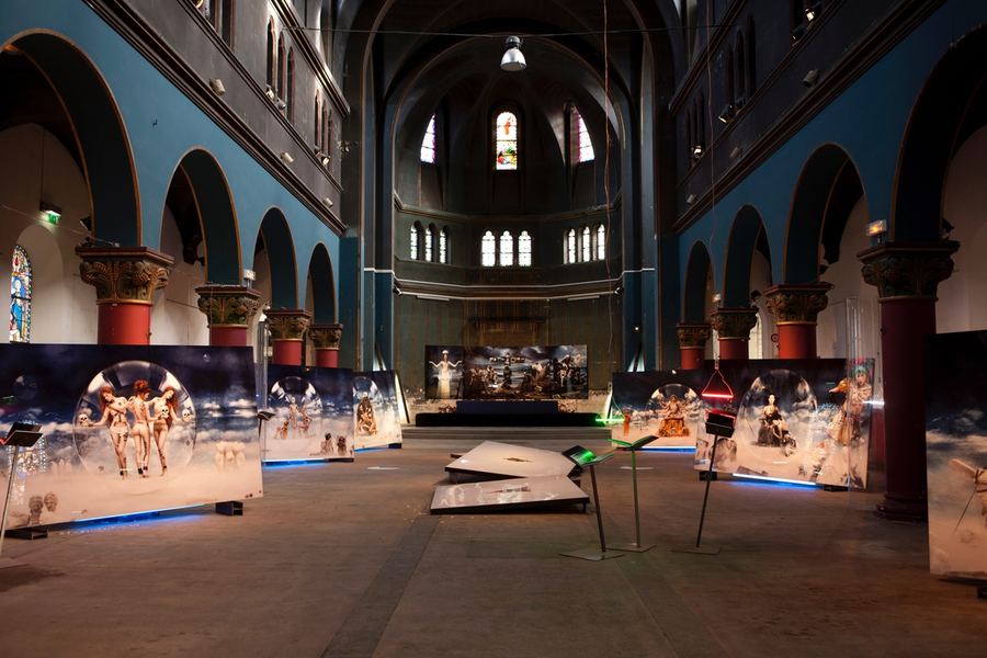 St SAUVEUR CHAPEL, PARIS, FRANCE — « HYPOTHESES »