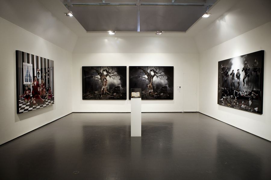 TRIENNAL DI MILANO — « TRILOGY OF THE MODERNS »