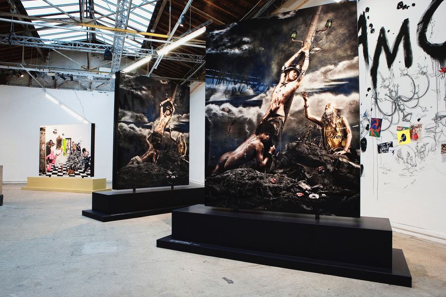 PALAIS de TOKYO - PARIS, FRANCE — « METAMORPHOSIS »