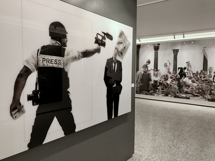 VENICE BIENNALE — « REVOLUTION »